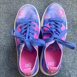 BP Vibrant Tie-Dye Lace-Up Sneakers